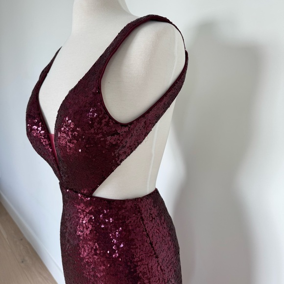 Turquoise Metallic Fit & Flare Formal Long Dress - Picture 5 of 15